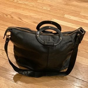 Kate Spade handbag medium with oval handles and shoulder strap